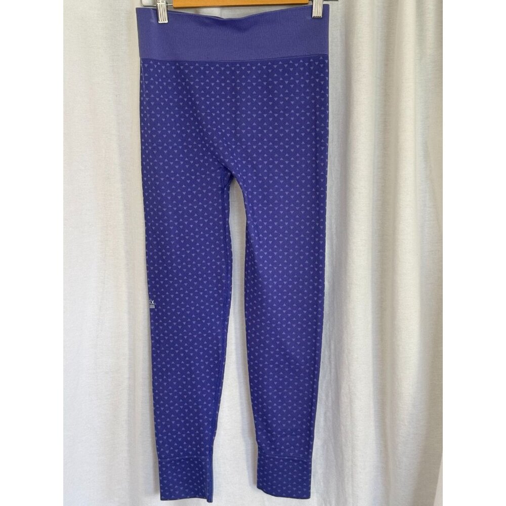 Victoria Secret Sport, Purple Tights with Triangular design, Size Medium.